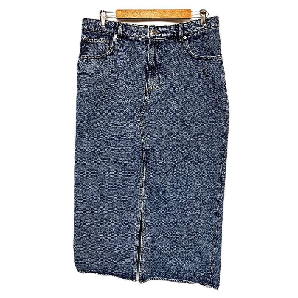 * H & M Light Wash Modest Midi Jean Pencil Skirt Size 12